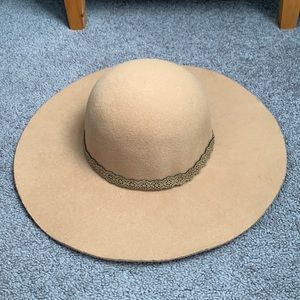 Camel crushable felt wide brim laser cut belted wide brim sun hat!
